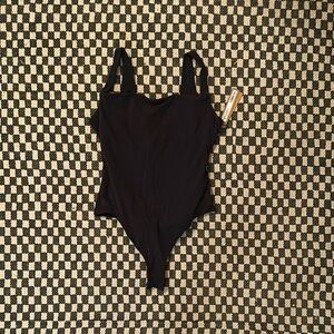 skims square neck bodysuit